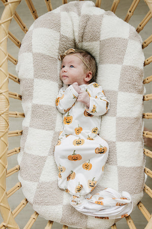 Mebie Baby Pumpkins Bamboo Knot Gown *